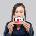 Clinica Dr. Radu Dumitru – Ce se întâmplă cu osul maxilar dacă lași prea mult timp un dinte lipsă